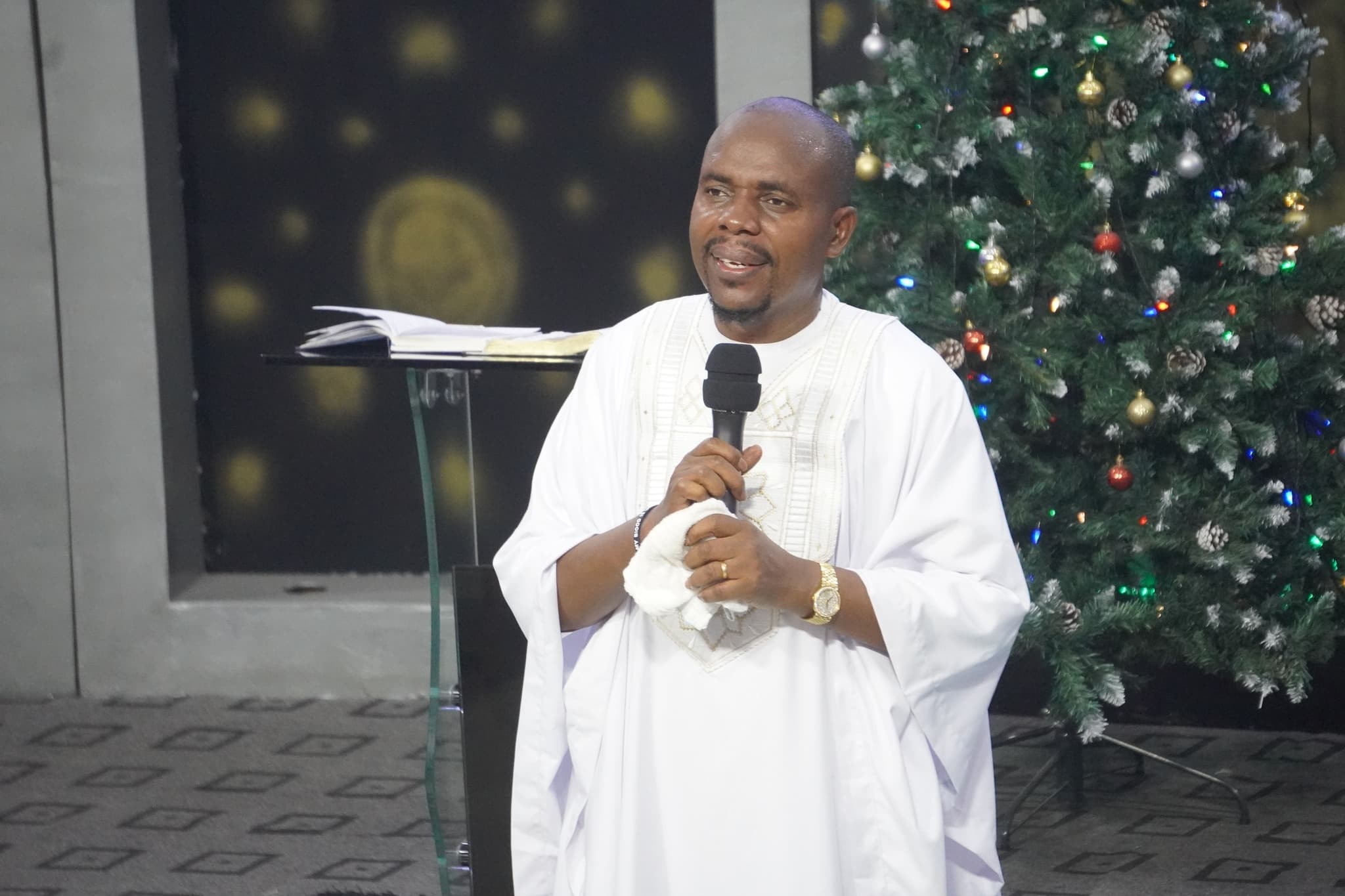 Senior Pastor